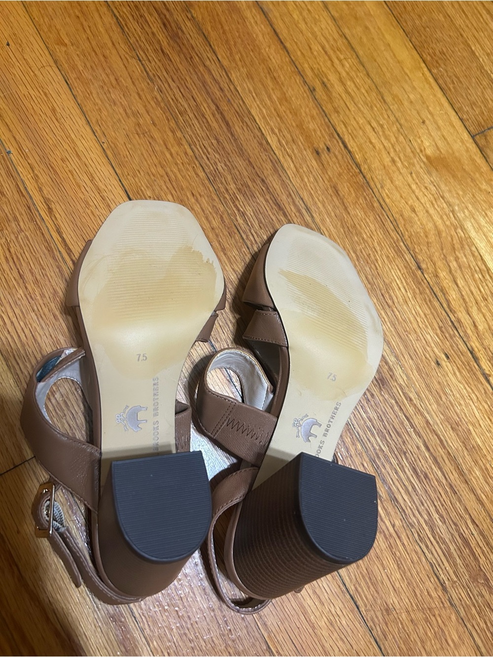 Brooks Brothers Ankle Strap Sandals Brown Leather Heels Women's Size 7.5 - Picture 9 of 10
